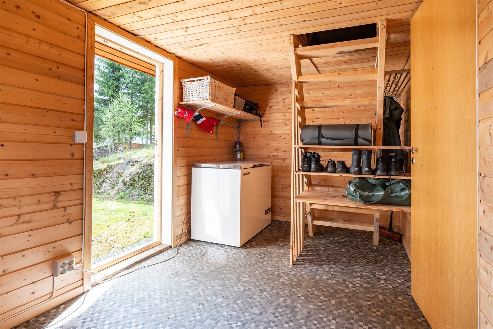 Her er det god plass til oppbevaring. Galleribilde