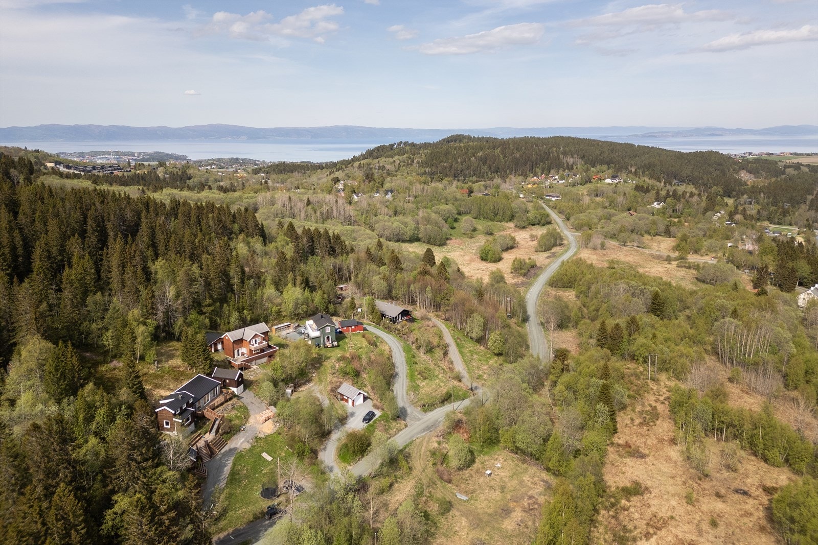 Velkommen på hyggelig visning! Ta kontakt på 412 11 927 dersom visningstidspunktet ikke passer. Galleribilde