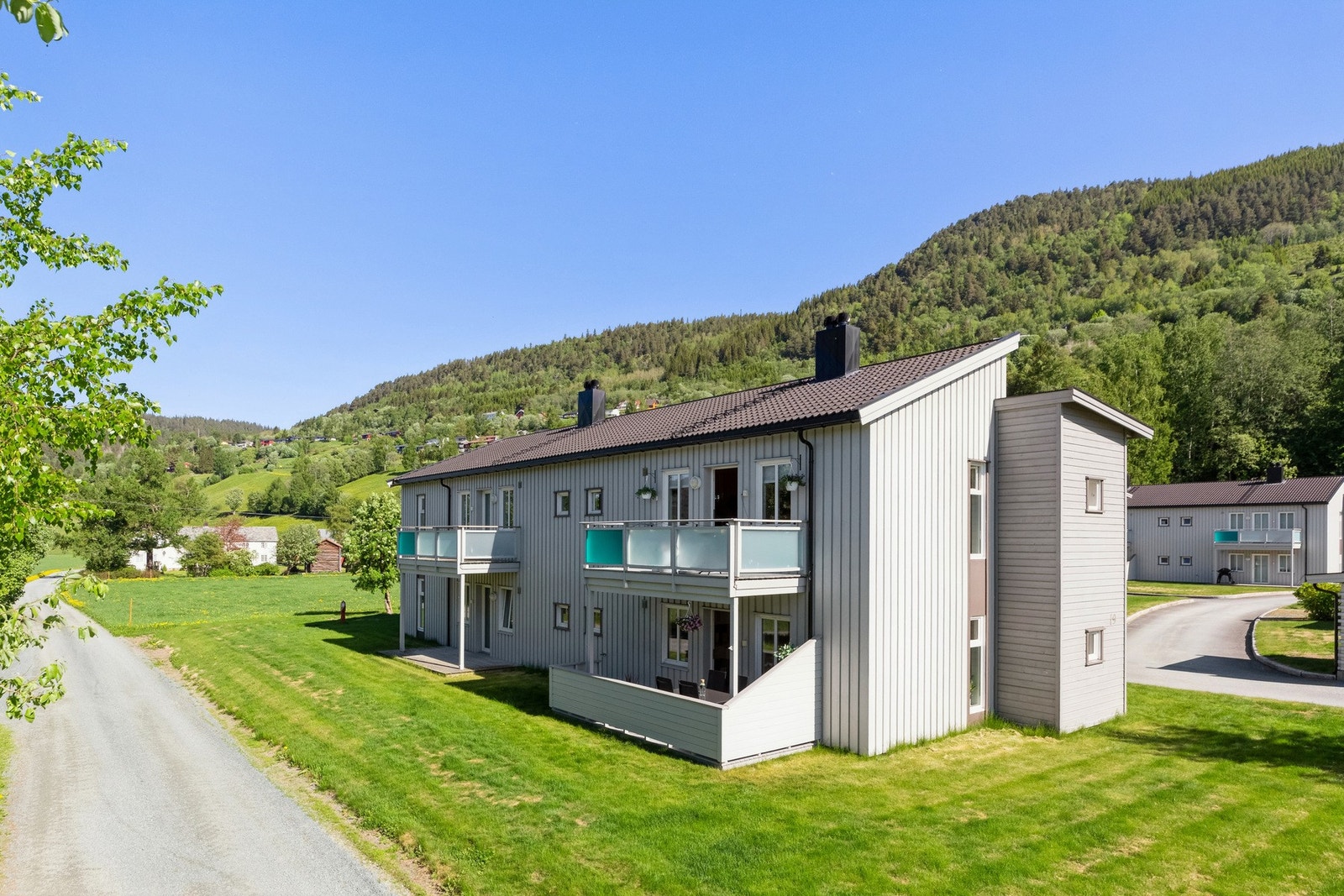 Eiendomsmegler 1 v/ Sindre Belsås har gleden av å presentere denne flotte og lettstelte leiligheten med beliggenhet i 1. etg. Galleribilde