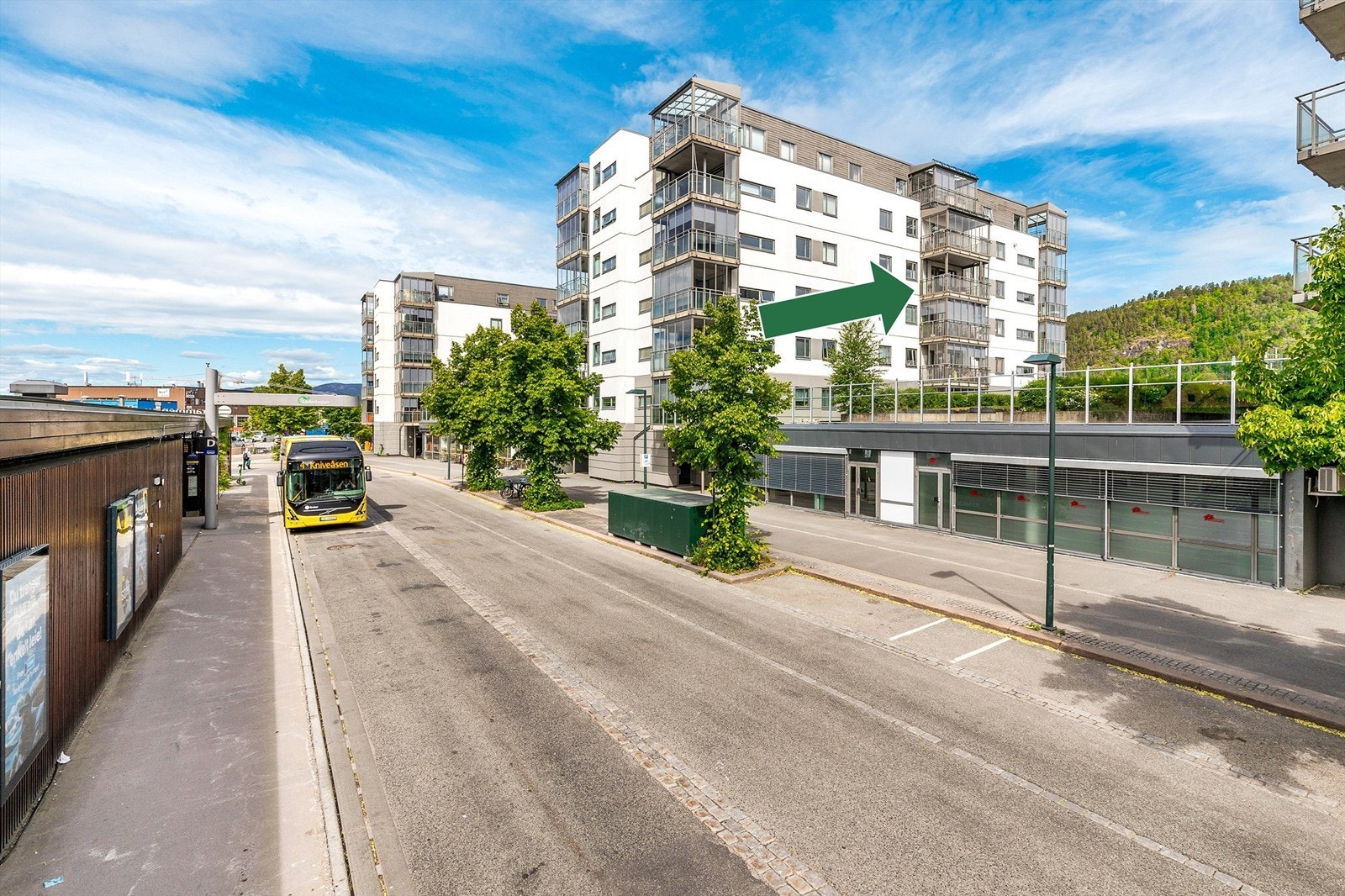 Umiddelbar nærhet til offentlig kommunikasjon Galleribilde