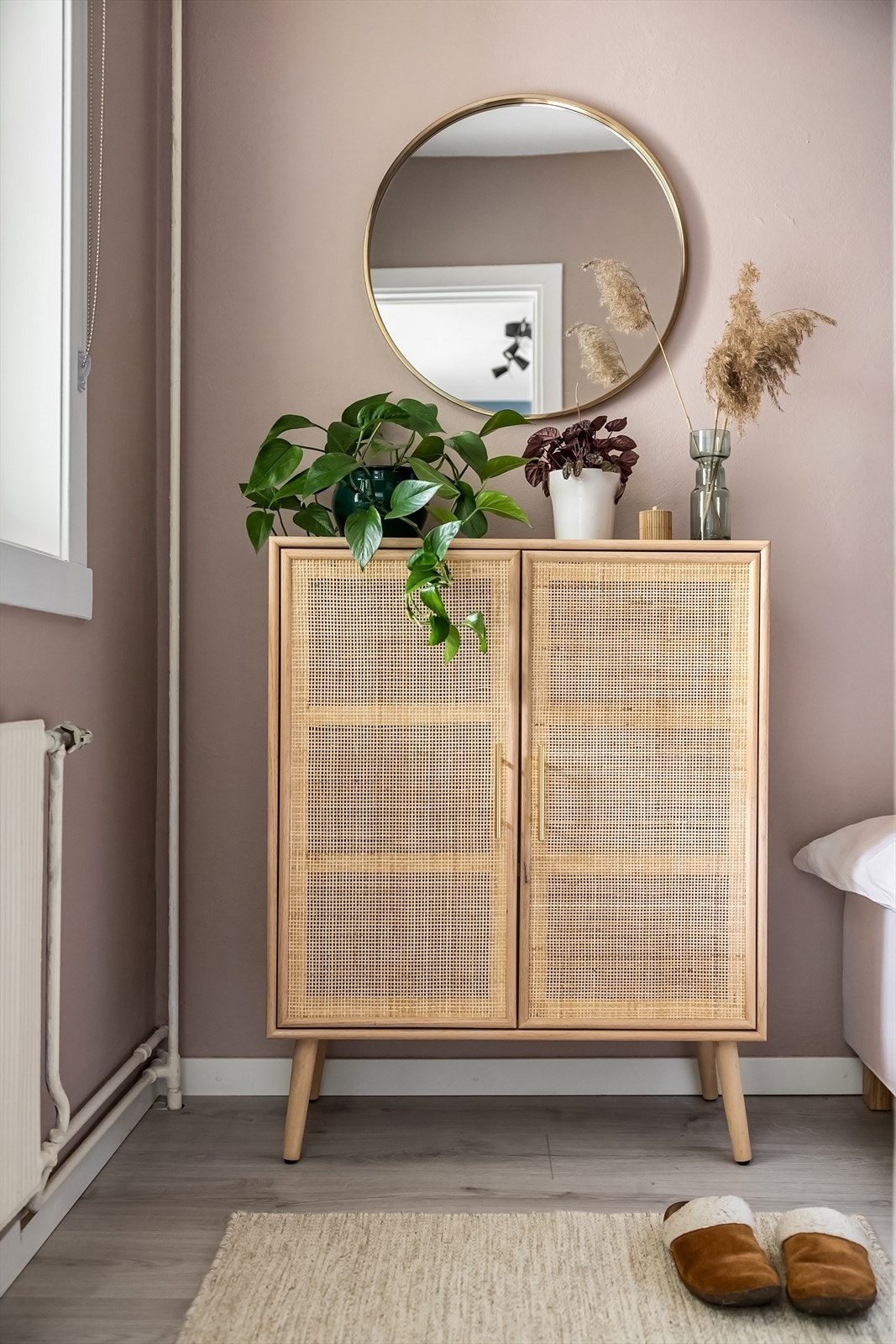 Her er det også god plass til garderobeskap Galleribilde