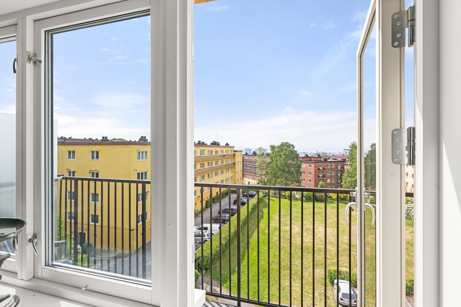 Det er flott utsyn og lite innsyn. Galleribilde