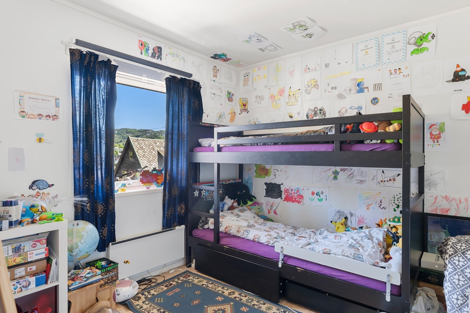 Leiligheten har to soverom på hhv. 10,6m² og 8,8m². Galleribilde