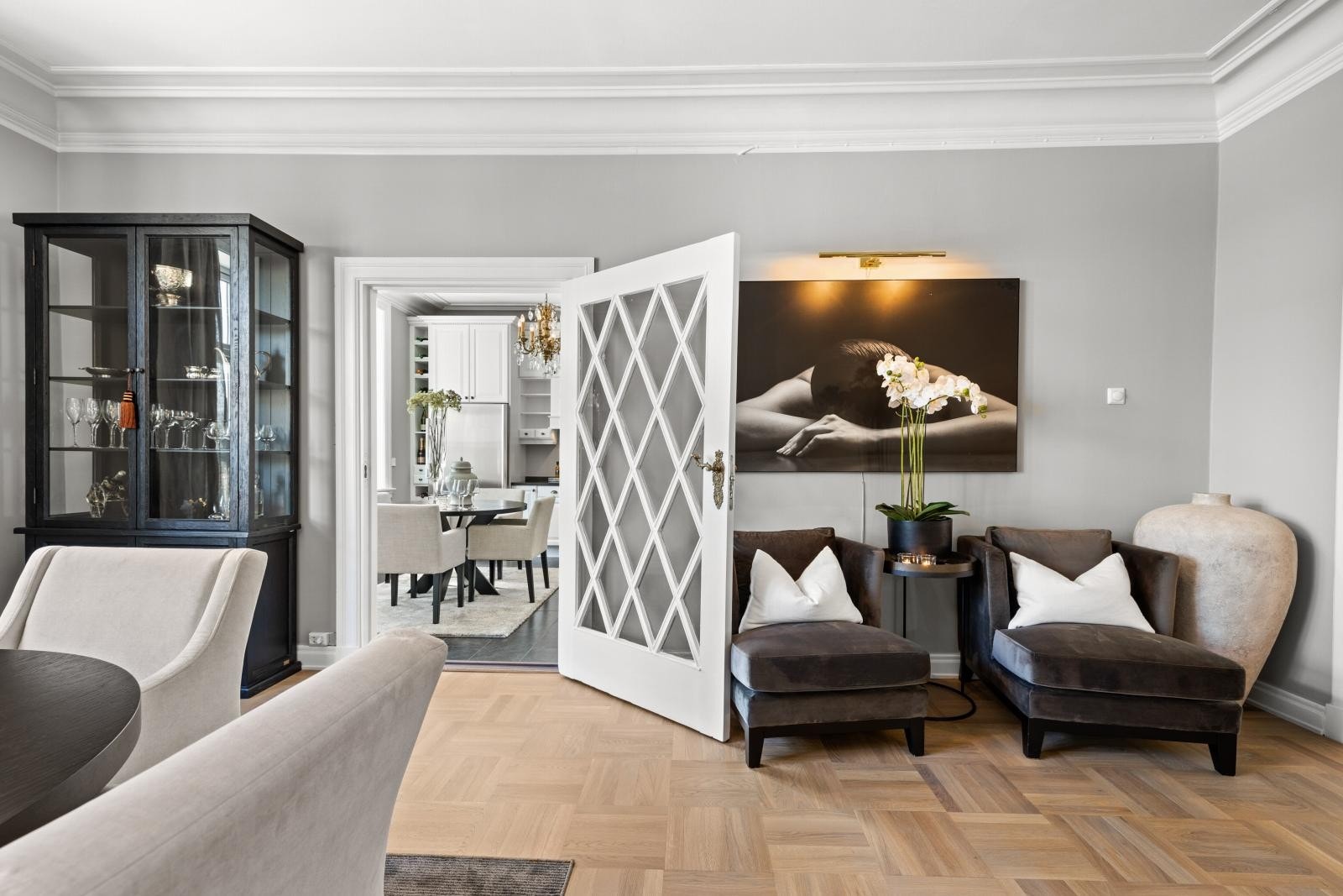 Leiligheten holder en solid og flott standard og har en svært god planløsning. Galleribilde