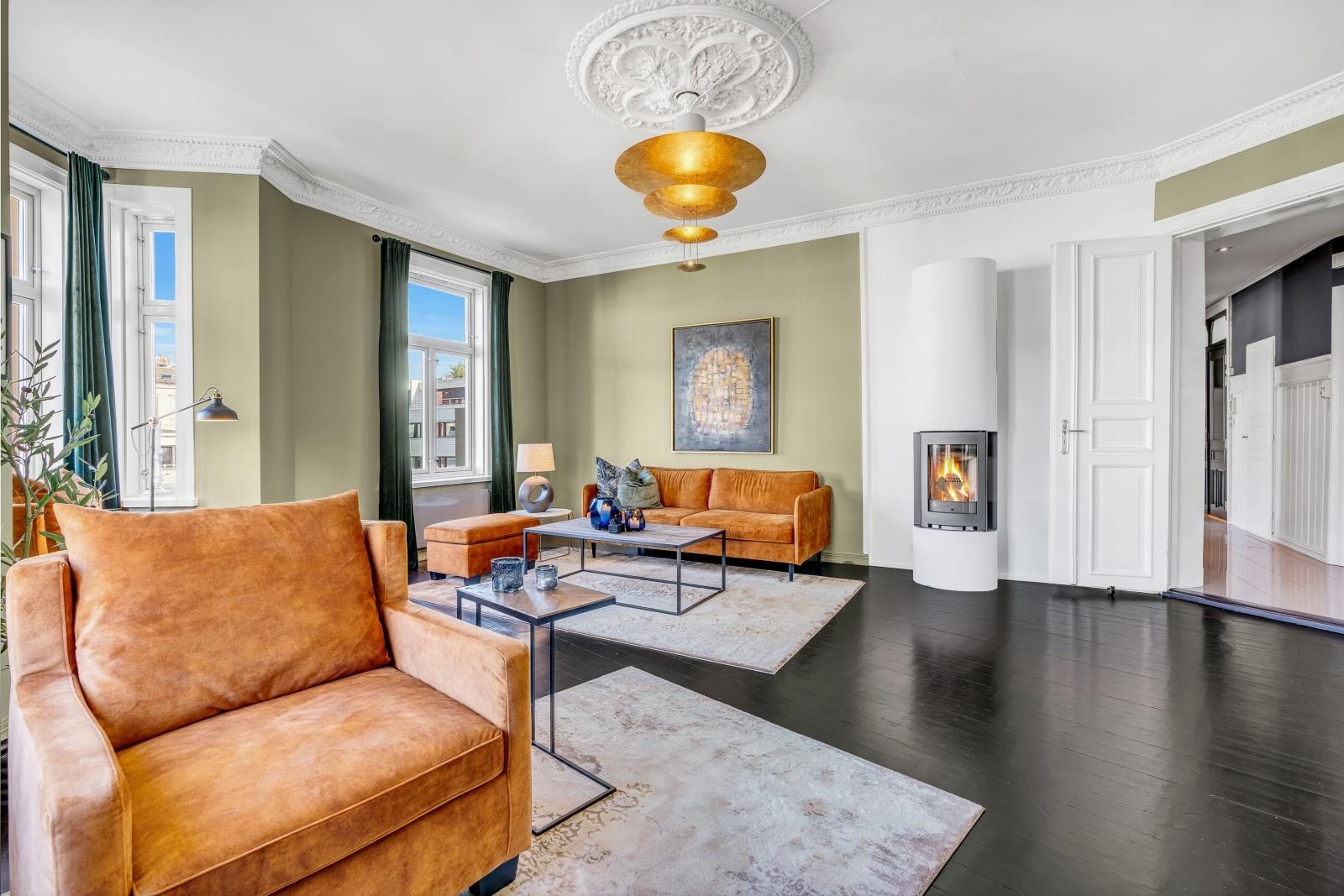 Det er rikelig med plass for sofagruppe og annen innredning Galleribilde