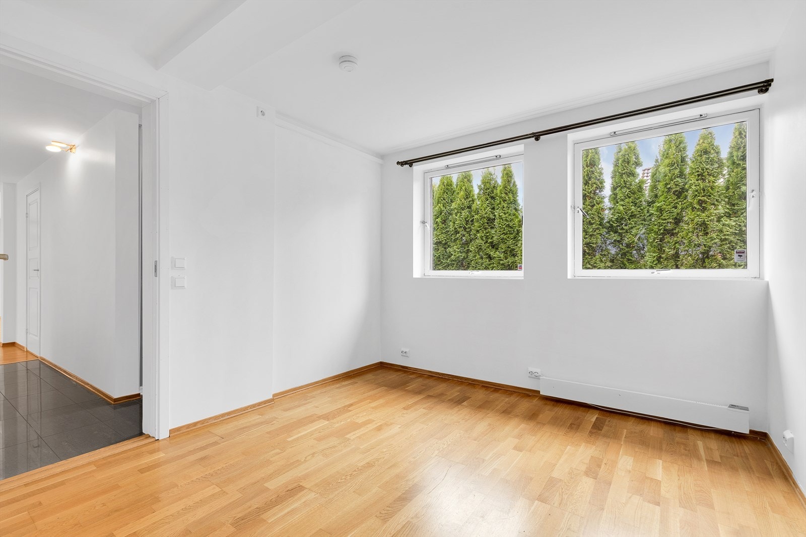 Leilighet i u.etg (her er det 3 soverom): soverom Galleribilde