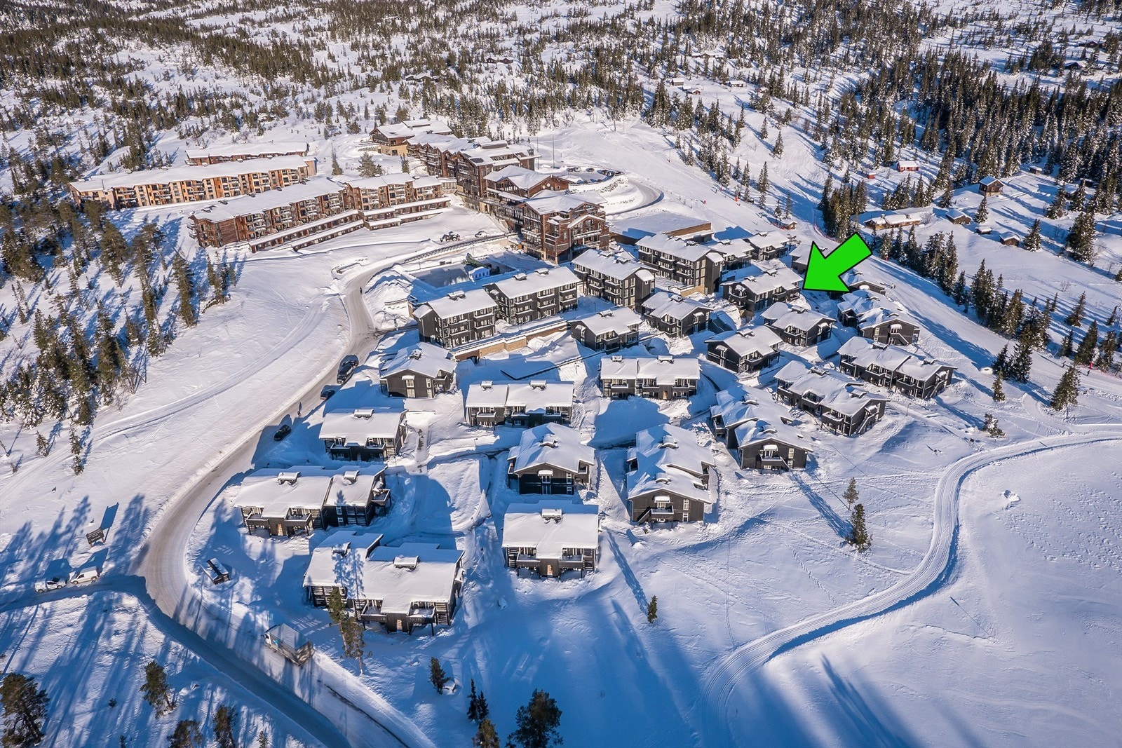 Alle leilighetene på resorten har utleieplikt med hotellet. Det betyr noe begrensning mht. egenbruken, men også fordeler som leieinntekt for eier, samt fri bruk at hotellets fasiliteter; spa/velvære, basseng og trening m.v. Galleribilde