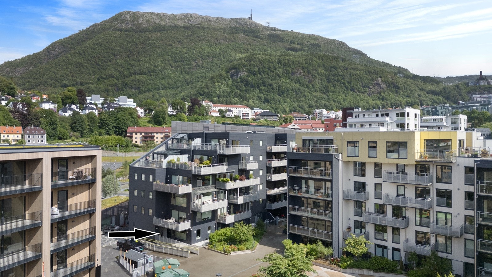 Gangavstand til flere utdanningsinstitusjoner og store arbeidsplasser som bl.a. Haukeland sykehus Galleribilde