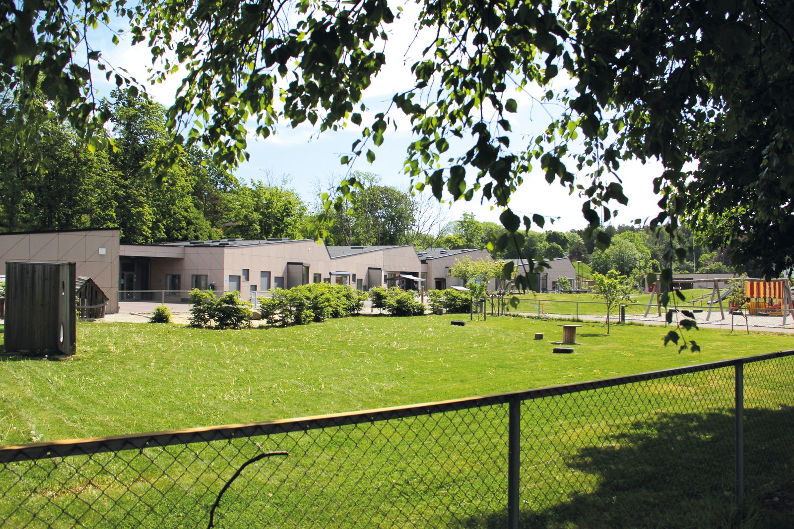 Færder kommune har nylig bygget et stor og flott barnehage på øya, Lindhøy Barnehage Galleribilde