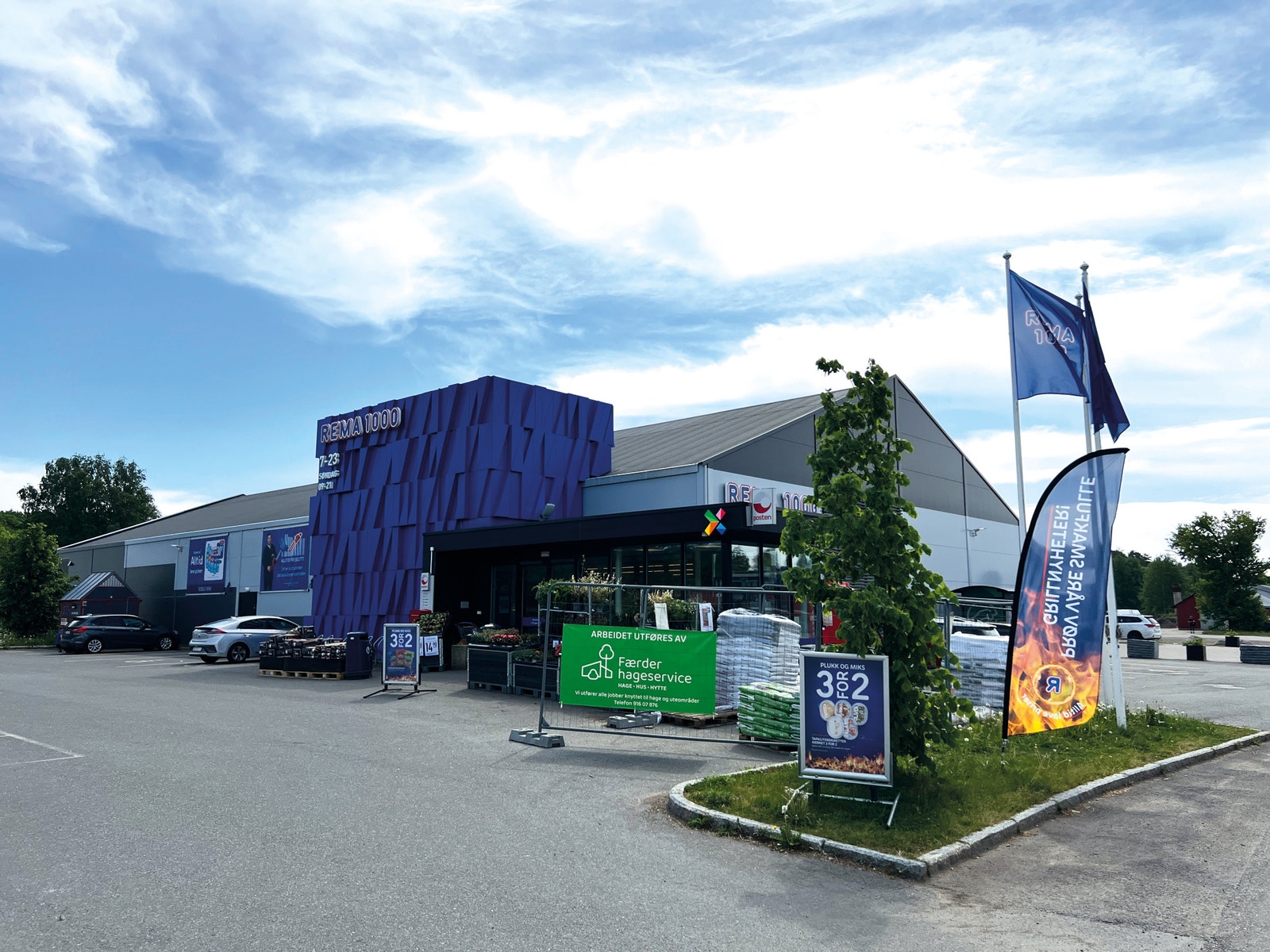 Her finner du også en REMA 1000 butikk Galleribilde
