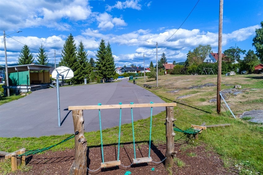 2 min unna leiligheten er Høybråtenparken. Galleribilde