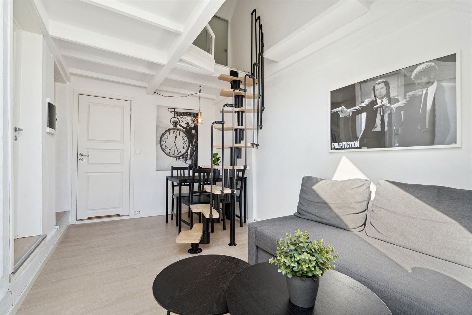 LOFTSETASJE: Galleribilde
