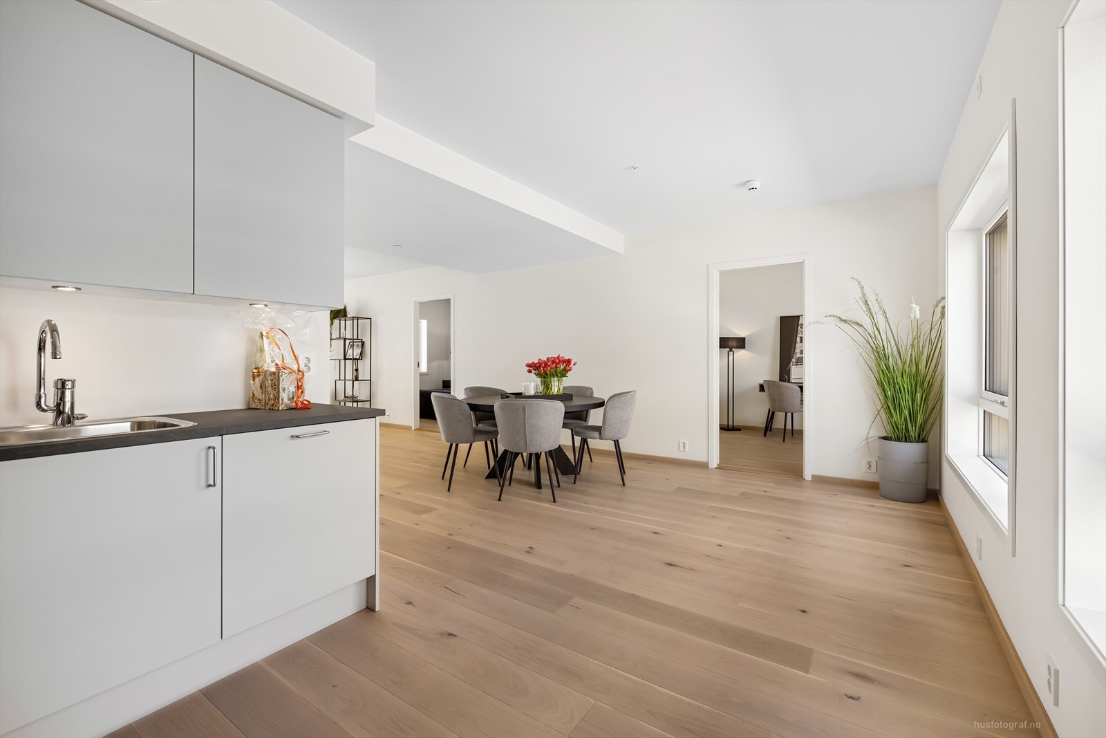 Leiligheten er romslig og er enkel å møblere Galleribilde