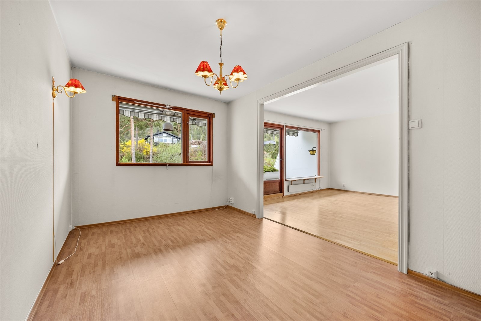 Stuen har gode møbleringsmuligheter. Galleribilde