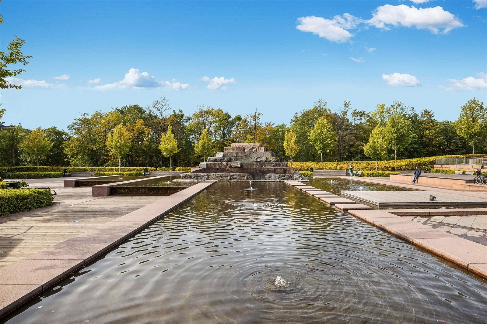 I Asker sentrum, har du stort sett "alle" fasiliteter og servicetilbud. Galleribilde