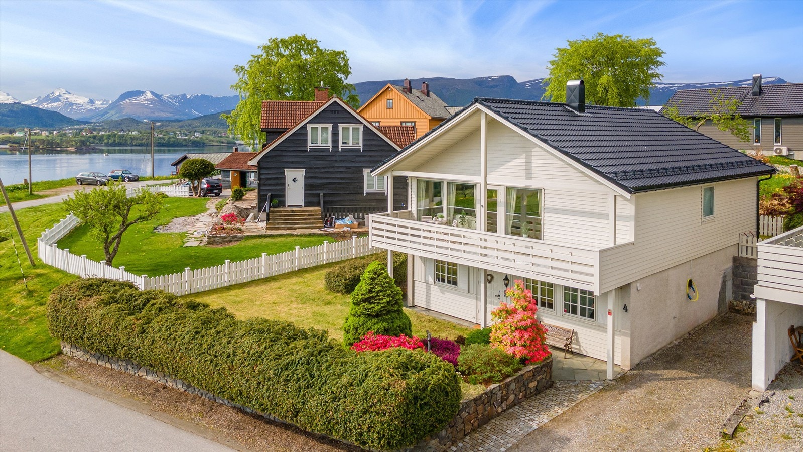 Velkommen til Øvre Klasgarden 4 /v Bjørn Pedersen, Møremegling. Galleribilde