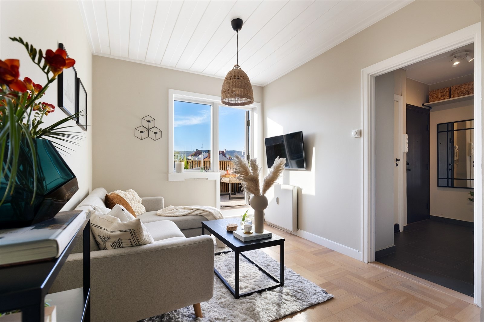 Selgers strømutgifter har vært ca. 330,- på sommerstid, og 600,- på vinterstid Galleribilde