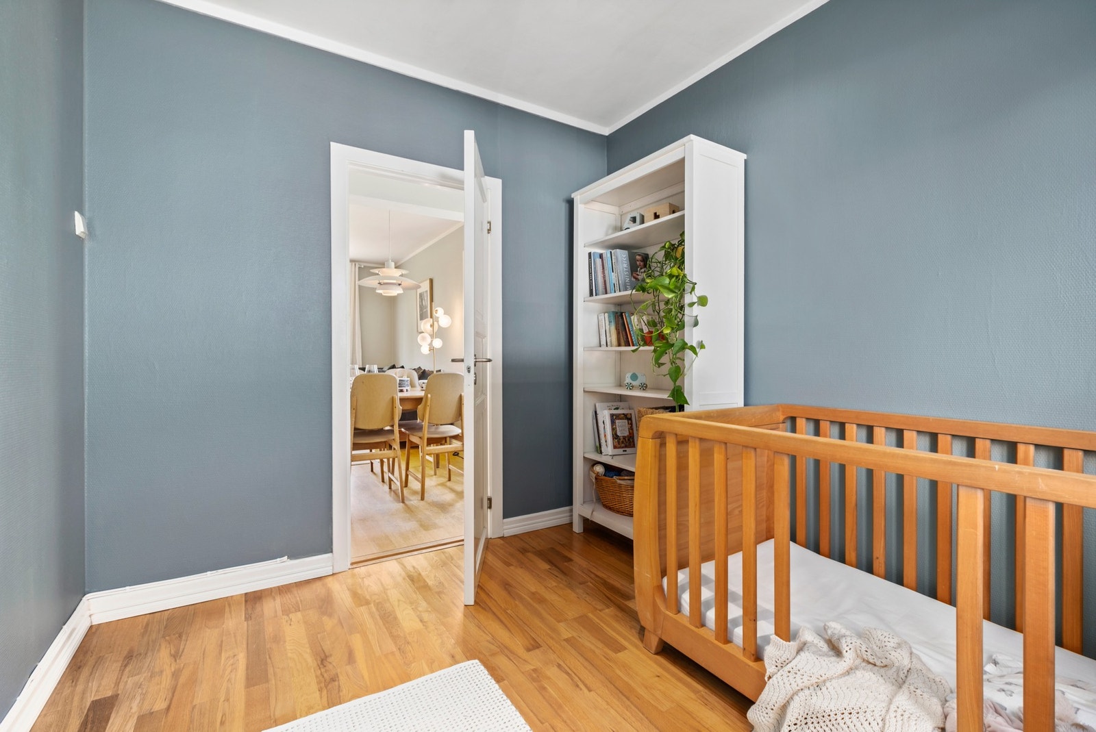 Soverom 2 er på ca. 7 kvm. Galleribilde