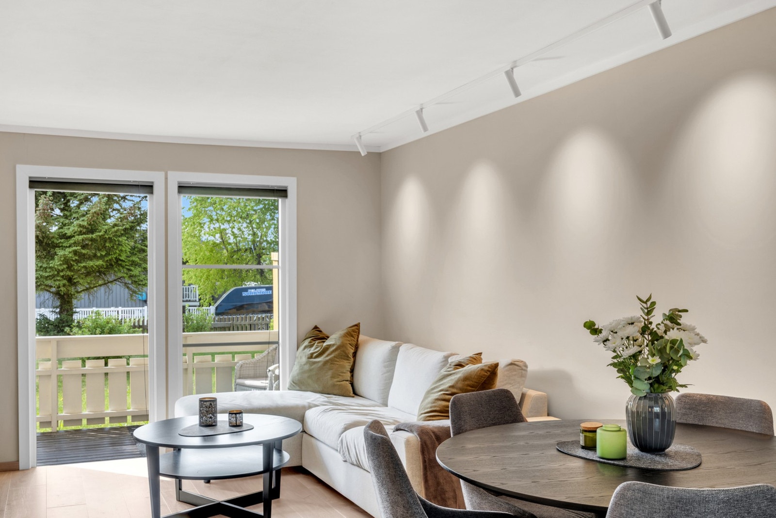 Leiligheten har en fantastisk beliggenhet i et rolig og attraktivt boområde. Galleribilde
