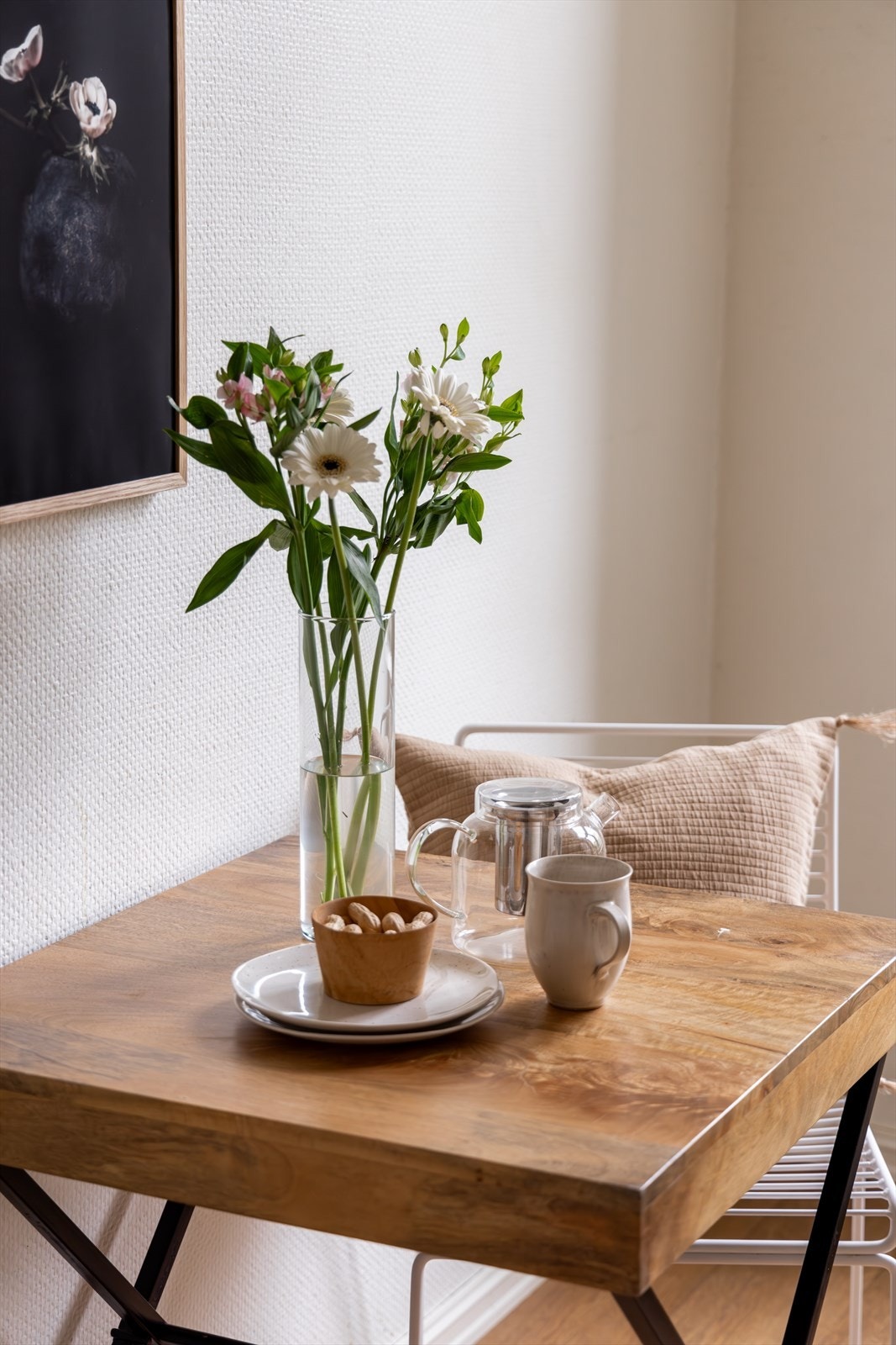 På kjøkkenet har du plass til eget spisebord - perfekt for en kjapp frokost! Galleribilde