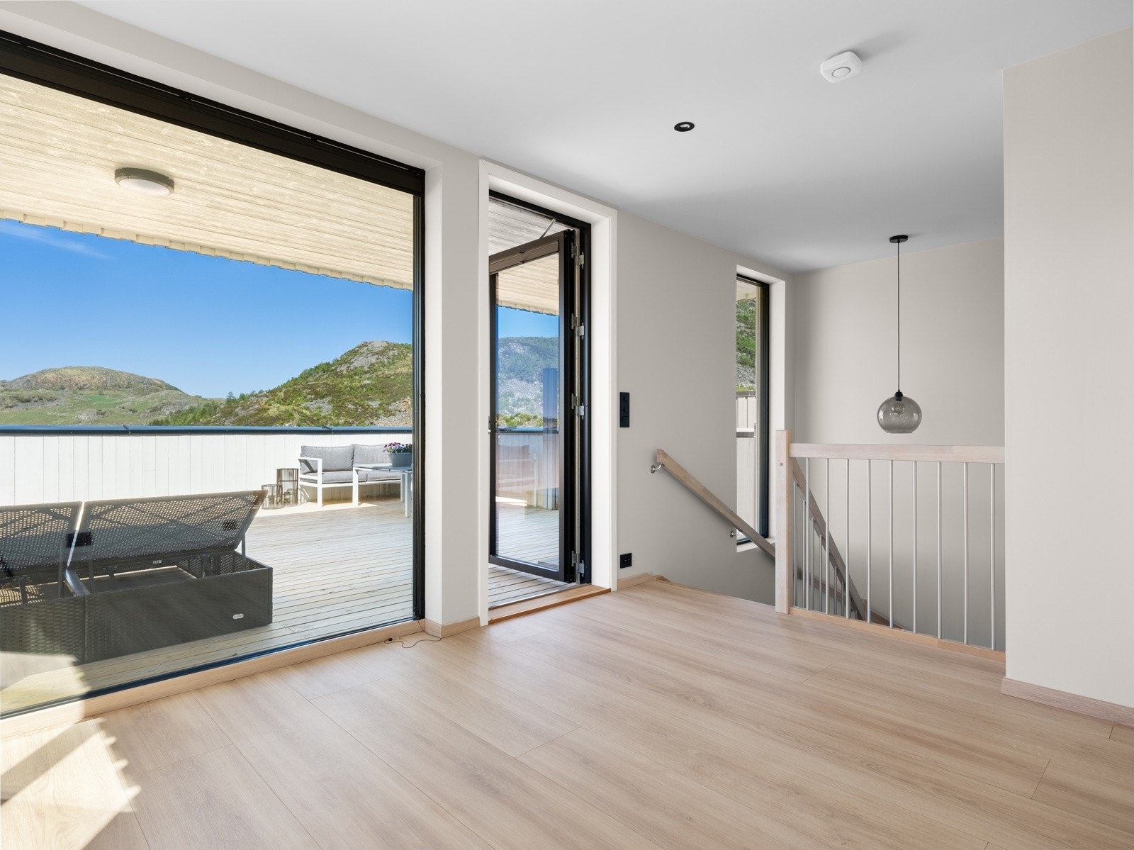 Loftstue (Trappen er også oppgradert til eiketrapp) Galleribilde