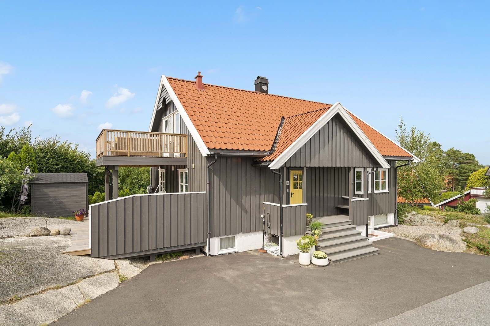 Parkering på gårdsplass Galleribilde