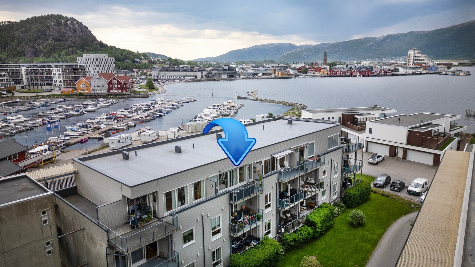 Borettslagsleilighet i 3.etasje i 3 etasjes boligblokk på Vestre
Havn oppført i 2007. Galleribilde