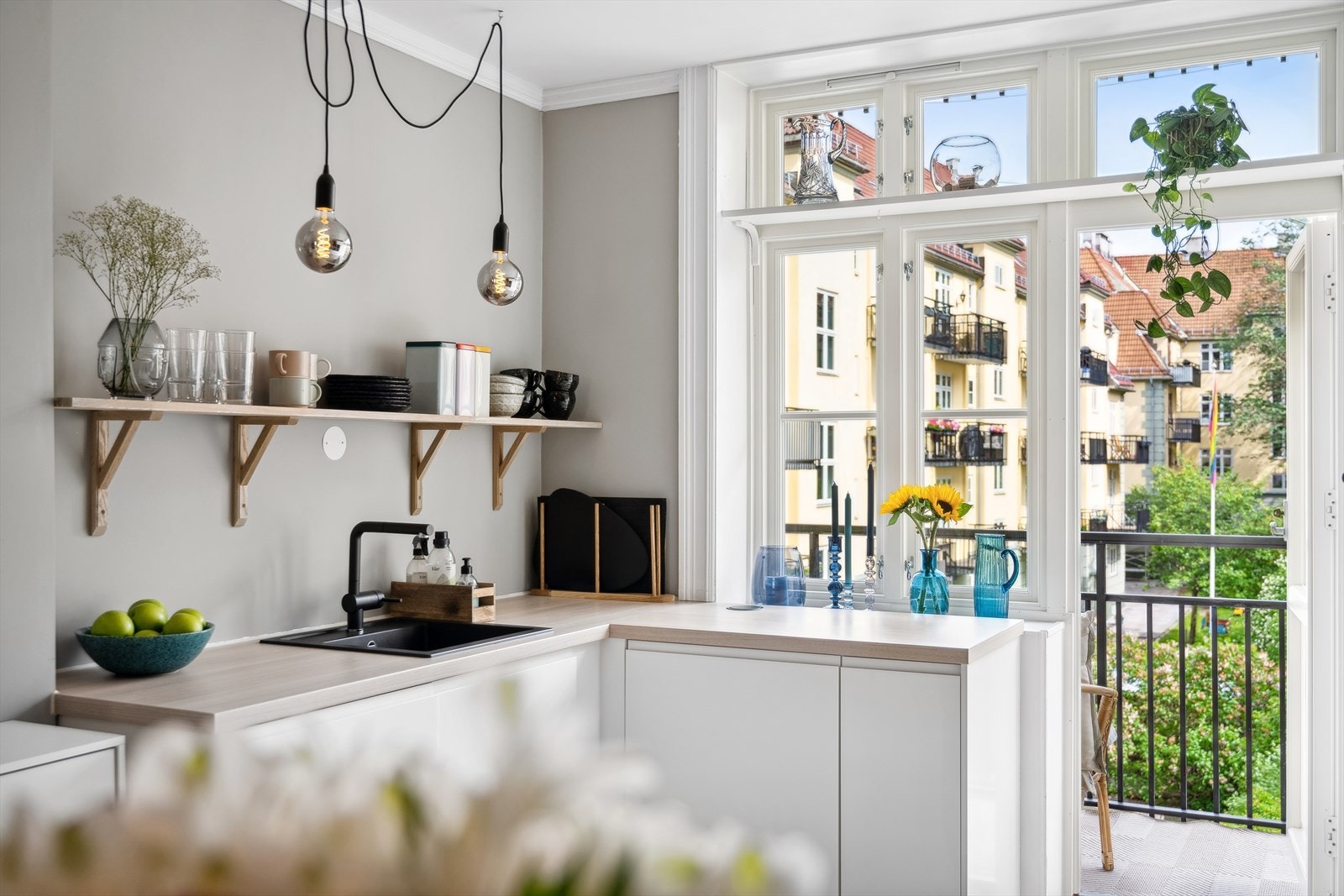 Ta kontakt med Steinar Wefring på tlf. 928 39 452 dersom du har spørsmål vedr. boligen! Galleribilde