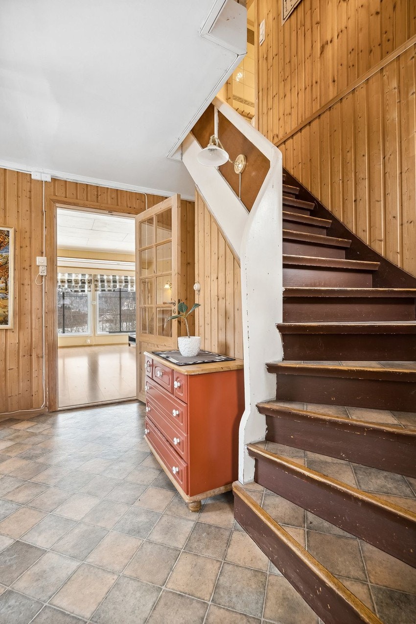 Trapp opp til loftetasjen. Galleribilde