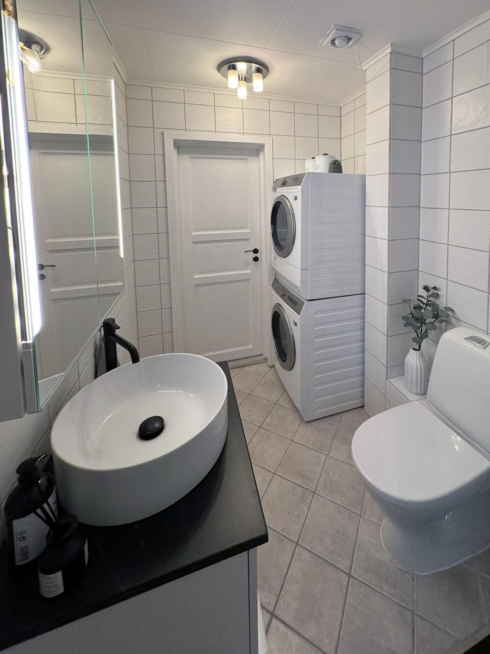 Behagelig temperatur på badet med gulvvarme. Galleribilde