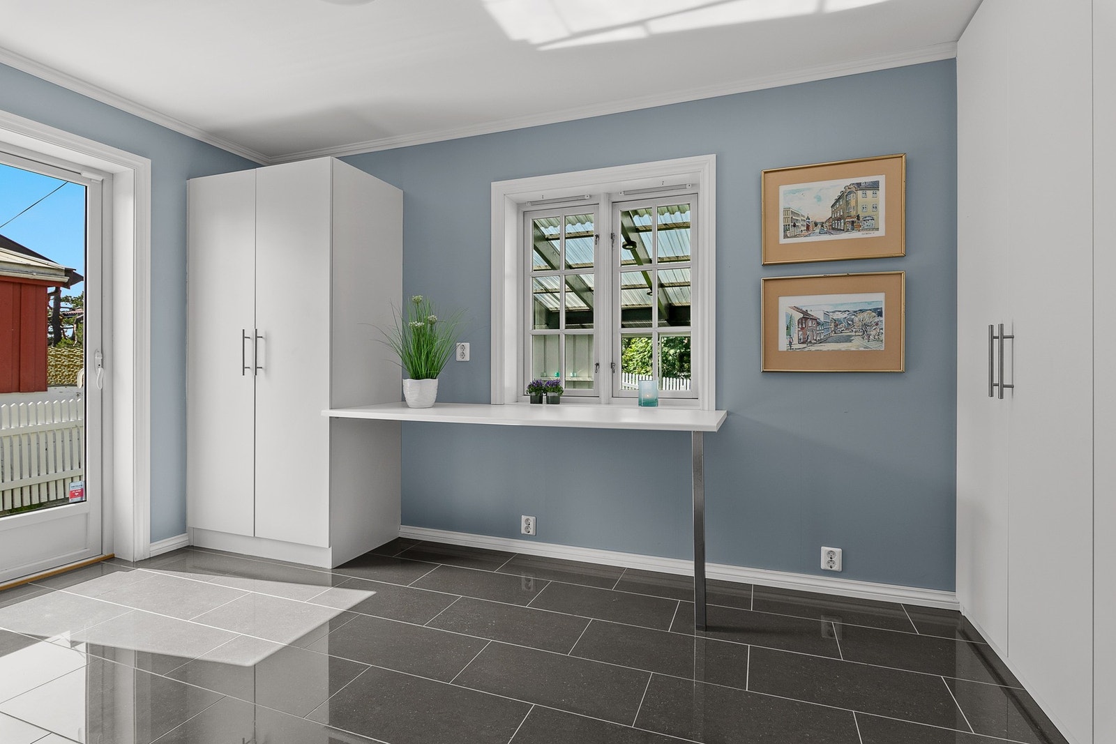 Vaskerommet har en praktisk egen inngang. Galleribilde