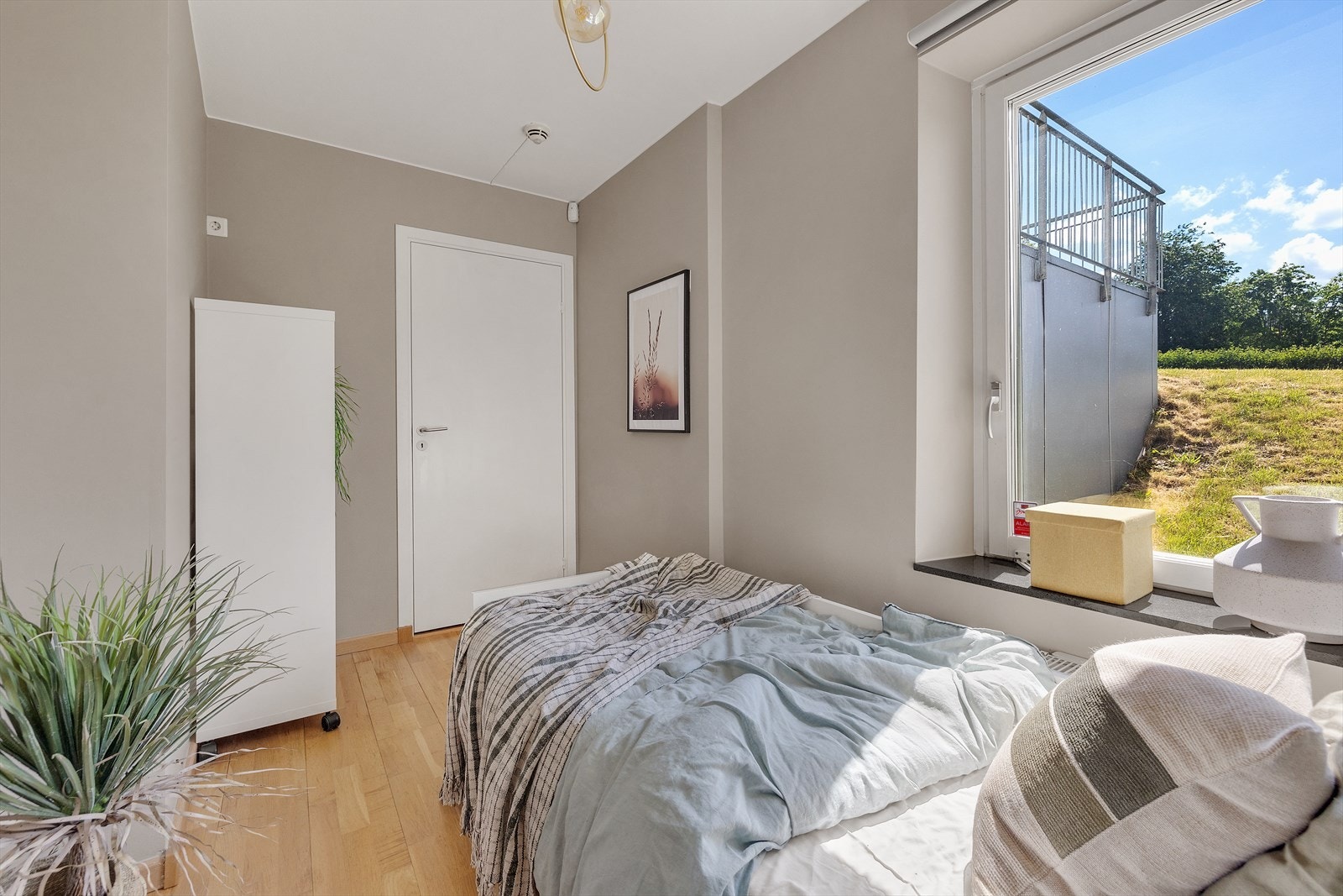 Koselig og lyst gjesterom/soverom nr. 2 Galleribilde