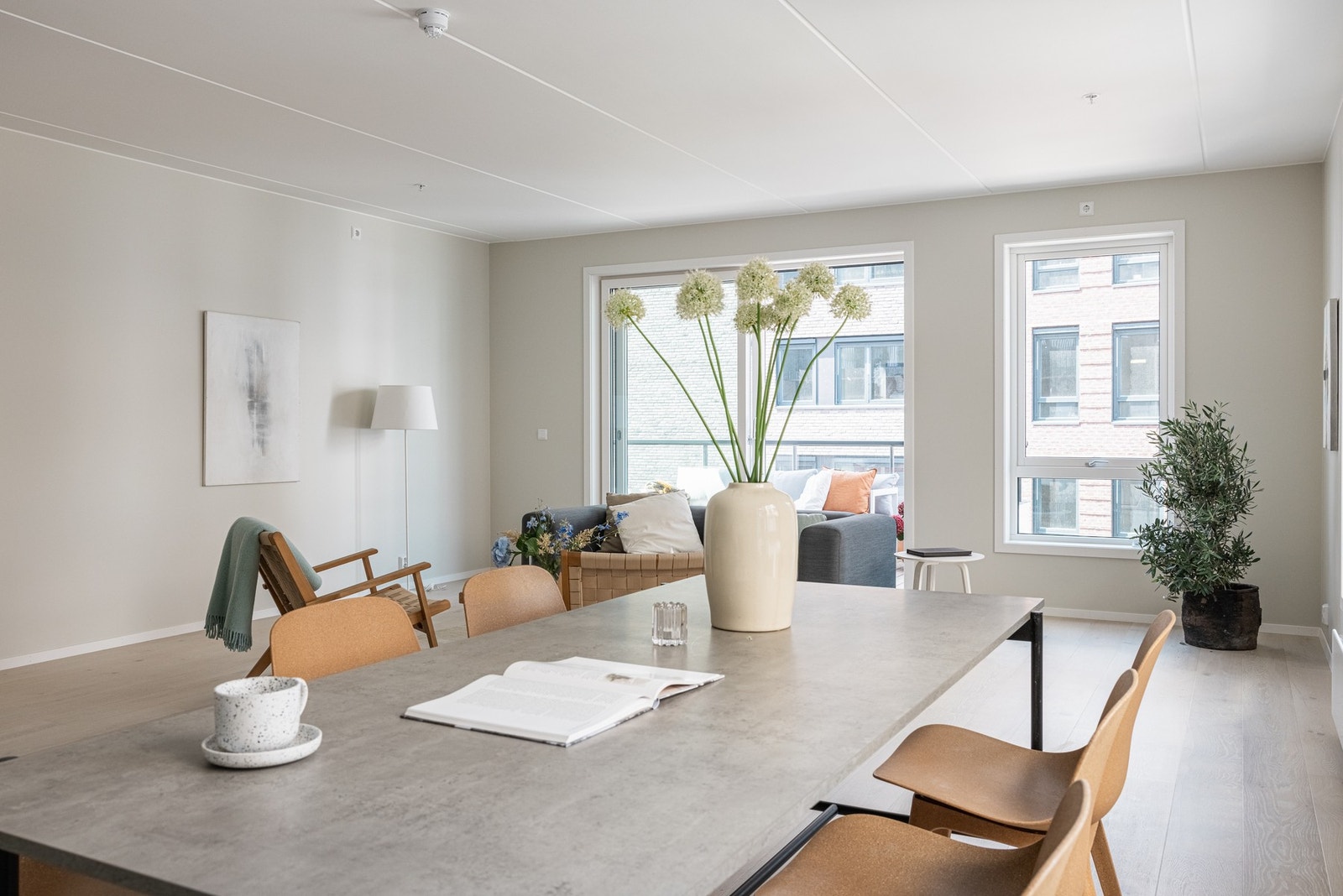 Lys fargepalett. Galleribilde