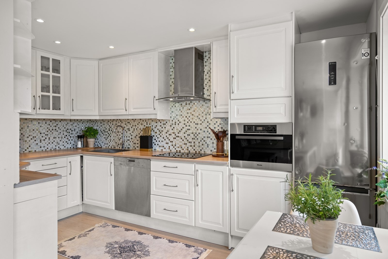 Kjøkkenet er som skapt for hobbykokken! Galleribilde