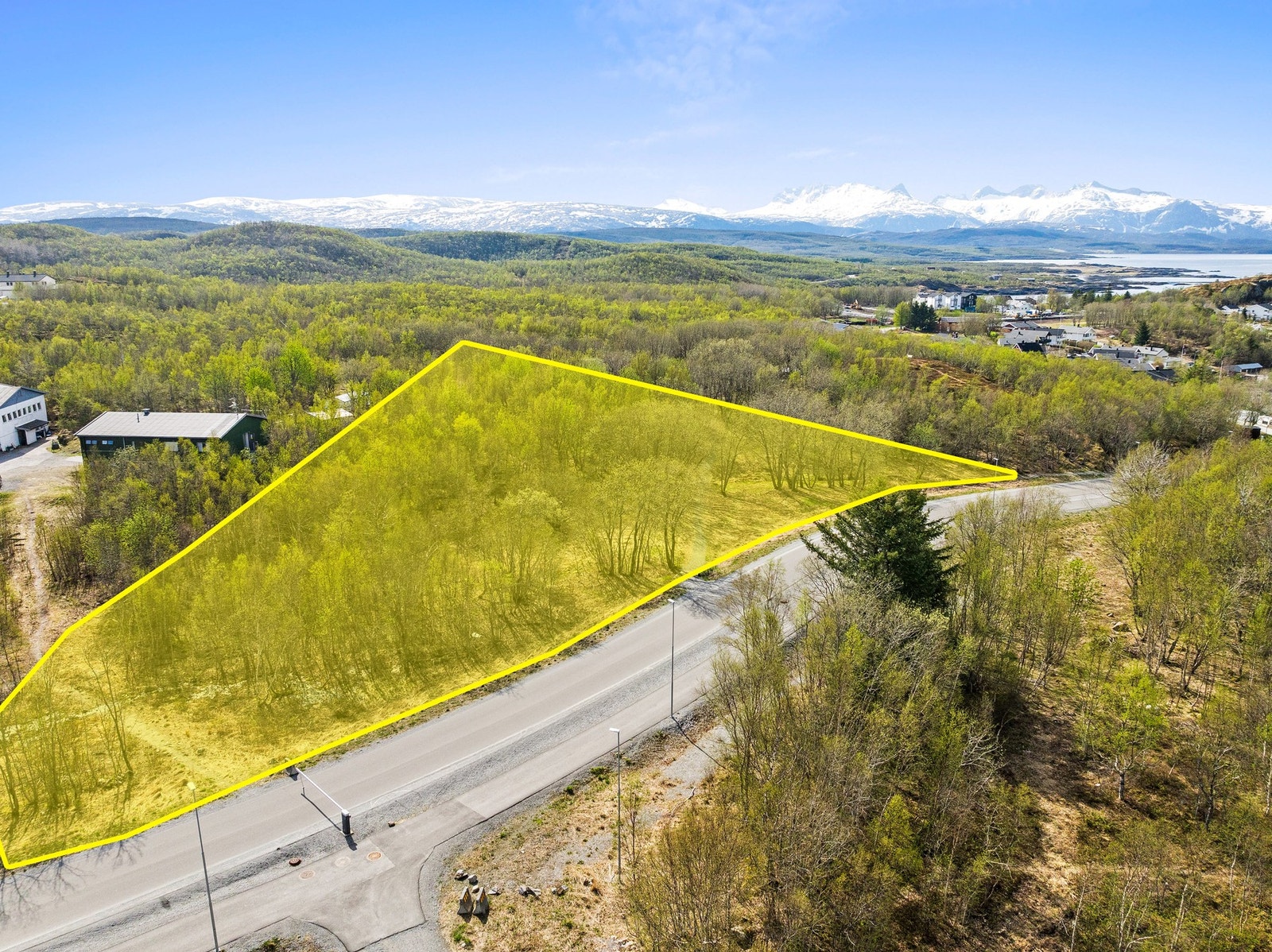 Tomten tillater mulighet for bygging av inntil 12 enheter ihht KPA2022 Galleribilde