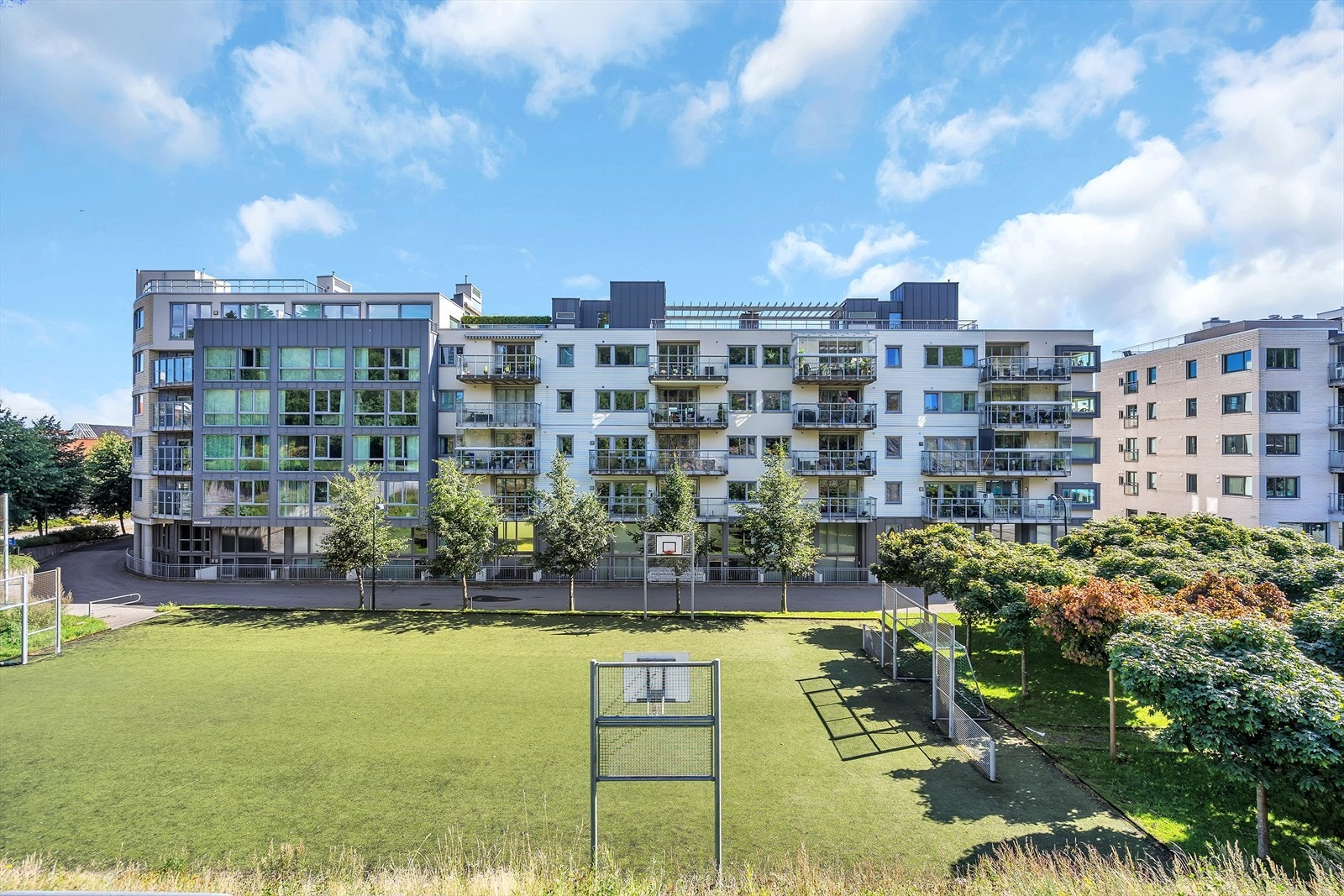 Fasade /uteområde Galleribilde