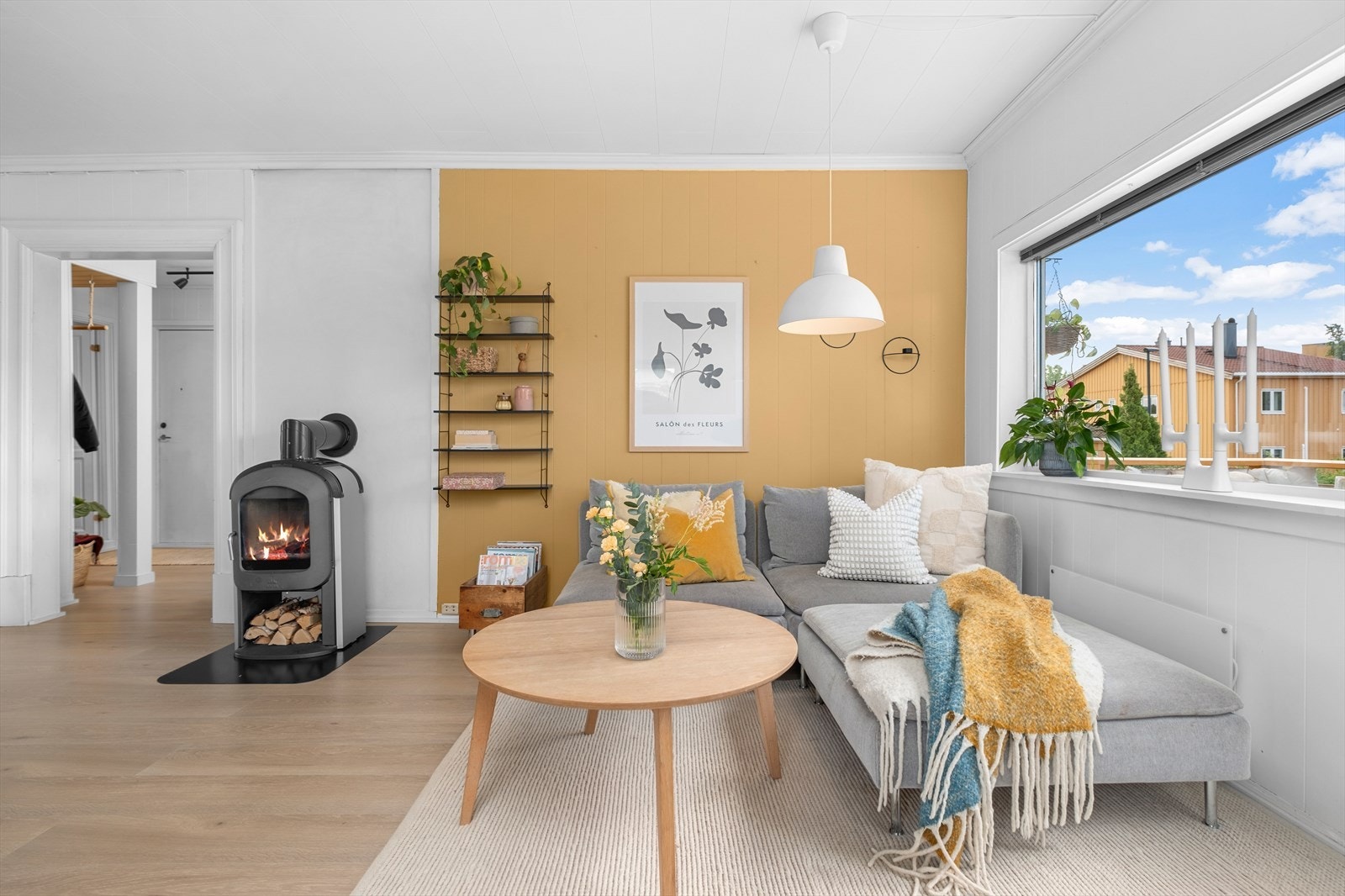 Stuearealet er på ca. 29 m² og har god plass til ulike møbleringsmuligheter. Galleribilde