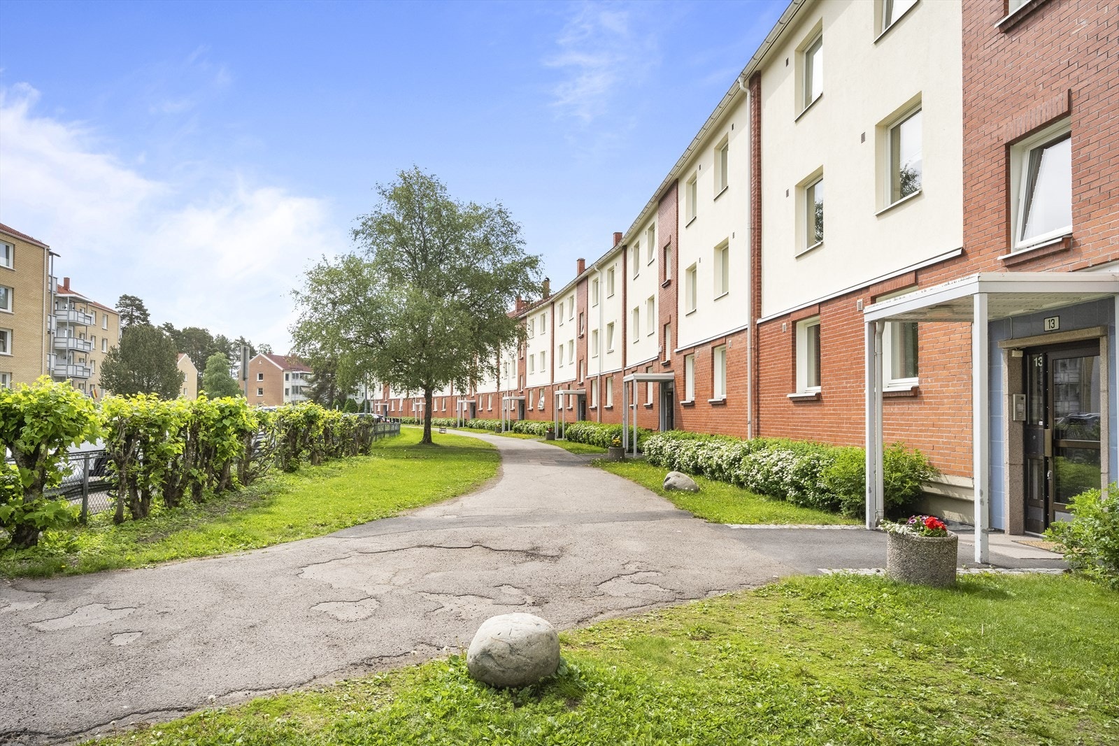 Pent opparbeidet inngangsparti. Galleribilde