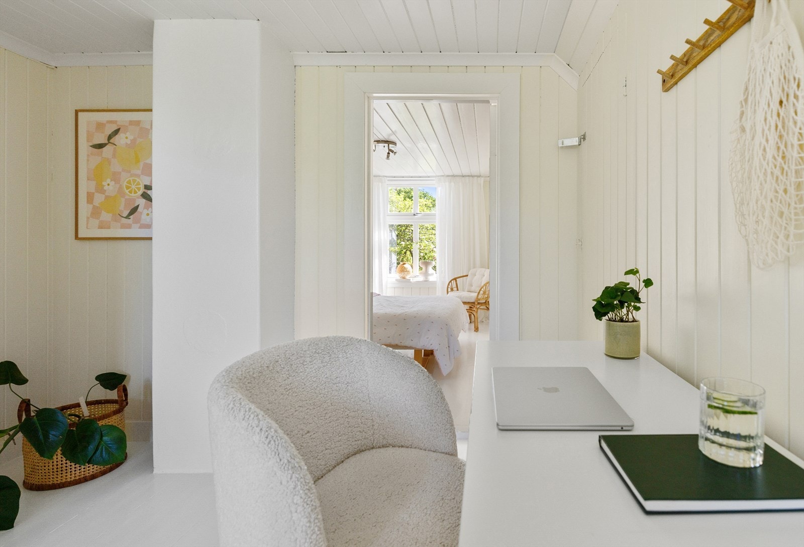 For å komme til soverom nr. 3 må man gå gjennom soverom nr. 2 Galleribilde