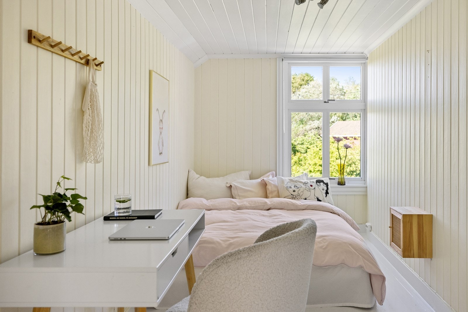 Soverom nr. 2. Galleribilde