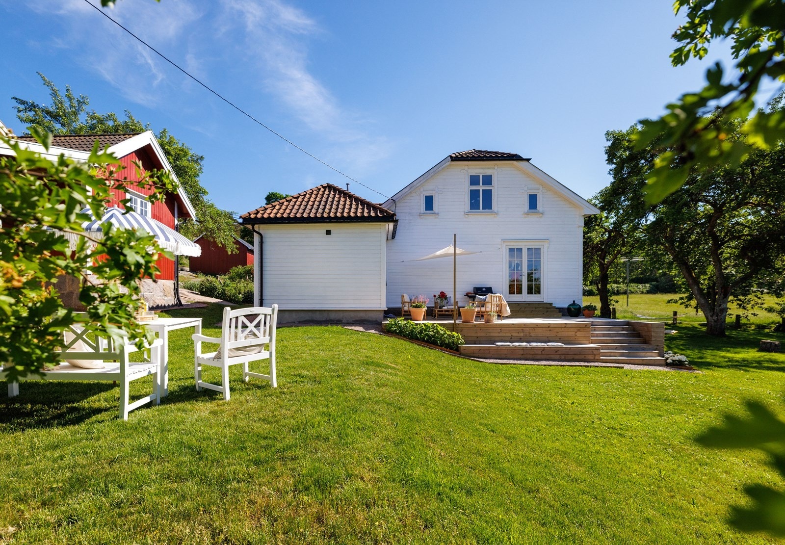 Her kan småbarna løpe trygt rundt i en frodig hage, og du kan senke skuldrene og få permanent hvilepuls. Galleribilde
