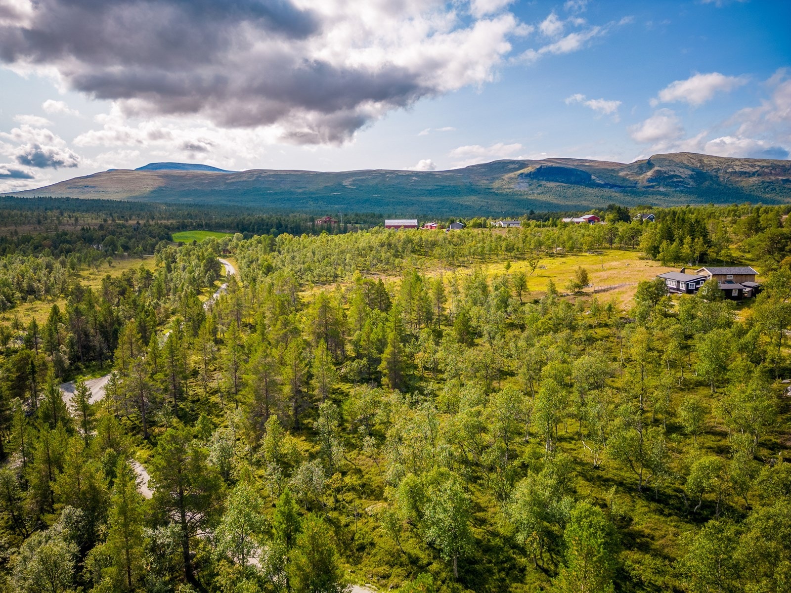 Solen har man fra den står opp til rundt kl 16-17-tiden. Galleribilde