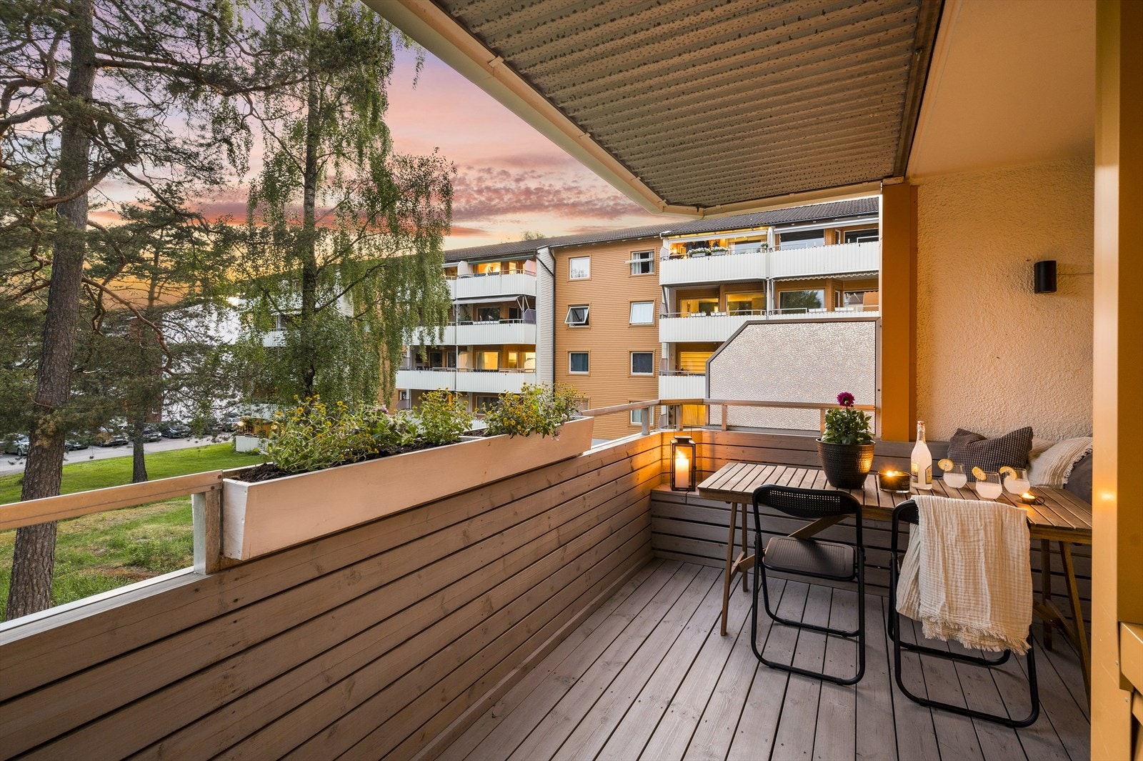 Leiligheten har en god intern beliggenhet i borettslaget og byggets 2.etasje. Galleribilde