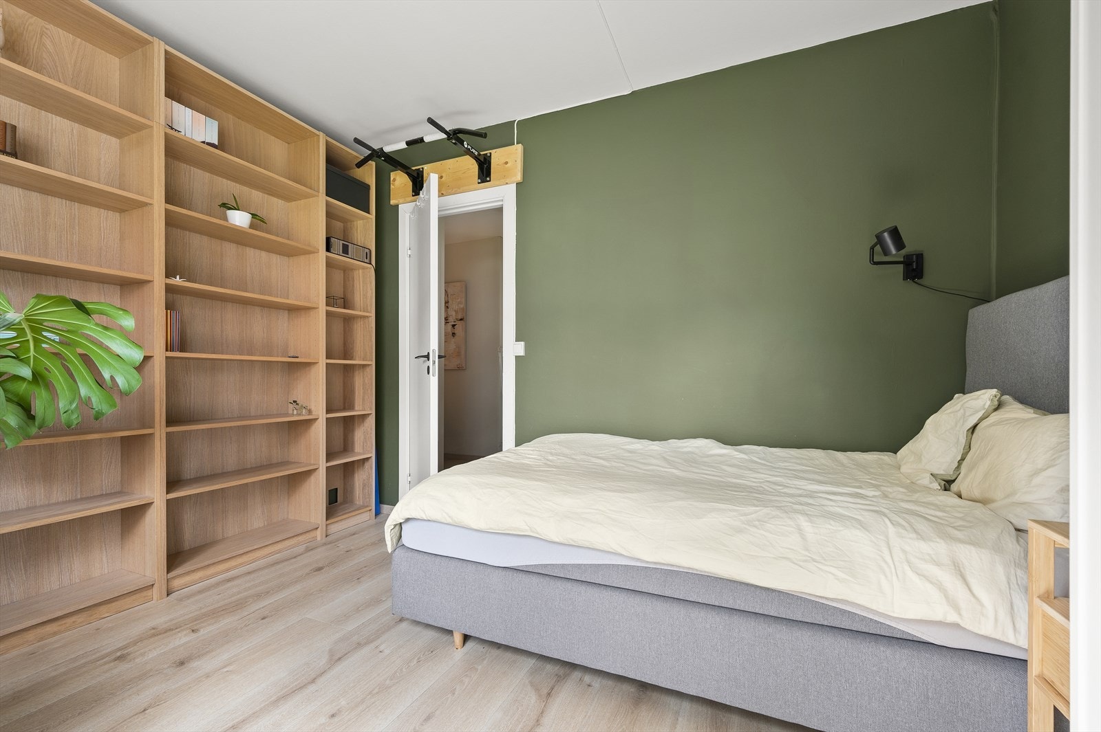 Dette rommet fungerer fint som gjesterom, barnerom eller hjemmekontor. Galleribilde