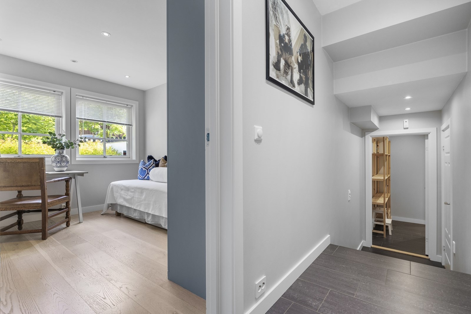 Hall/soverom Galleribilde