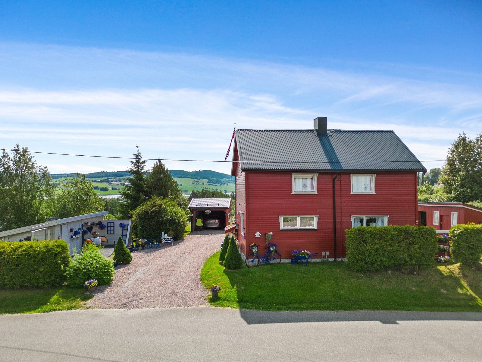 Fritt beliggende med flott utsikt Galleribilde