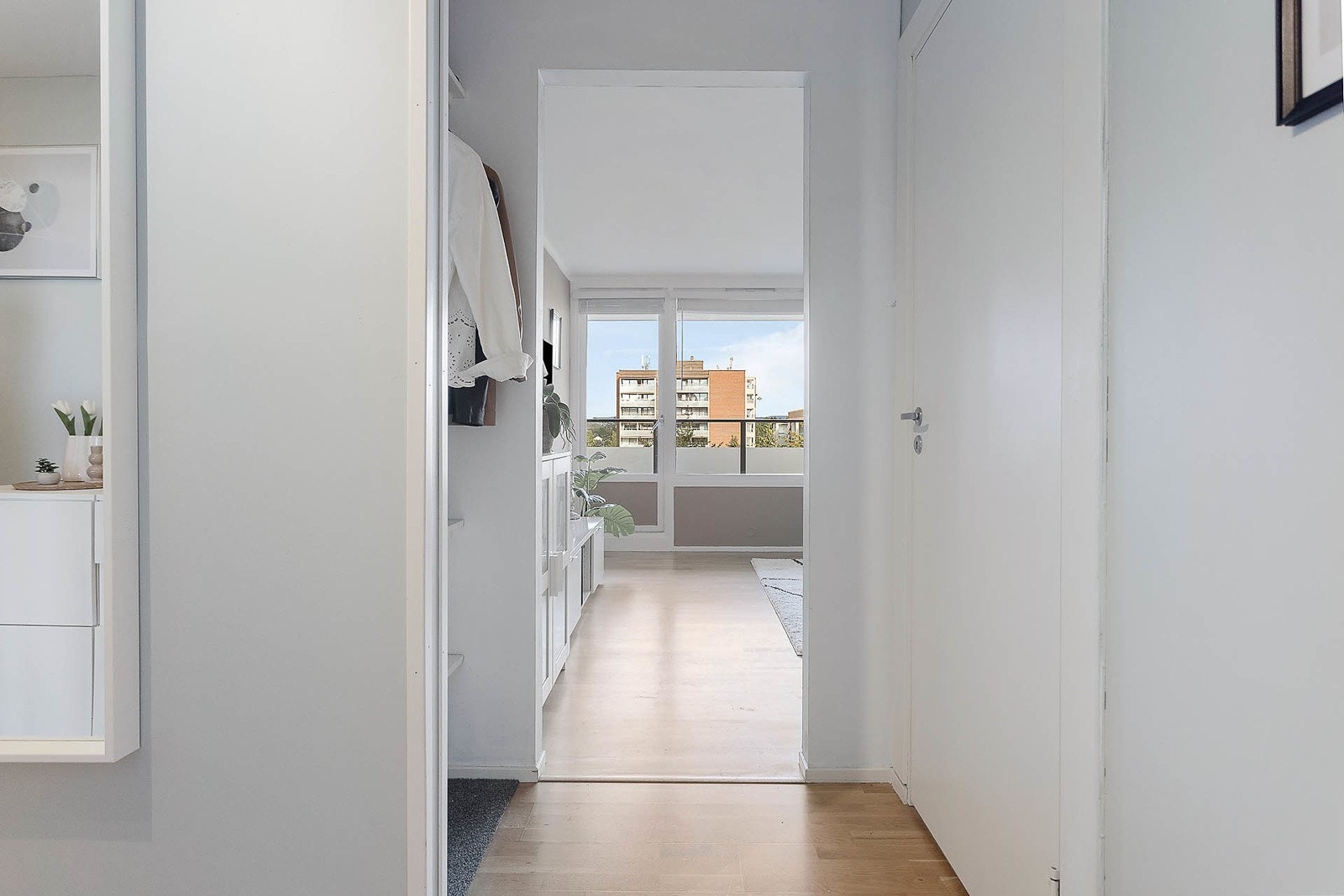Lys og innbydende entré Galleribilde
