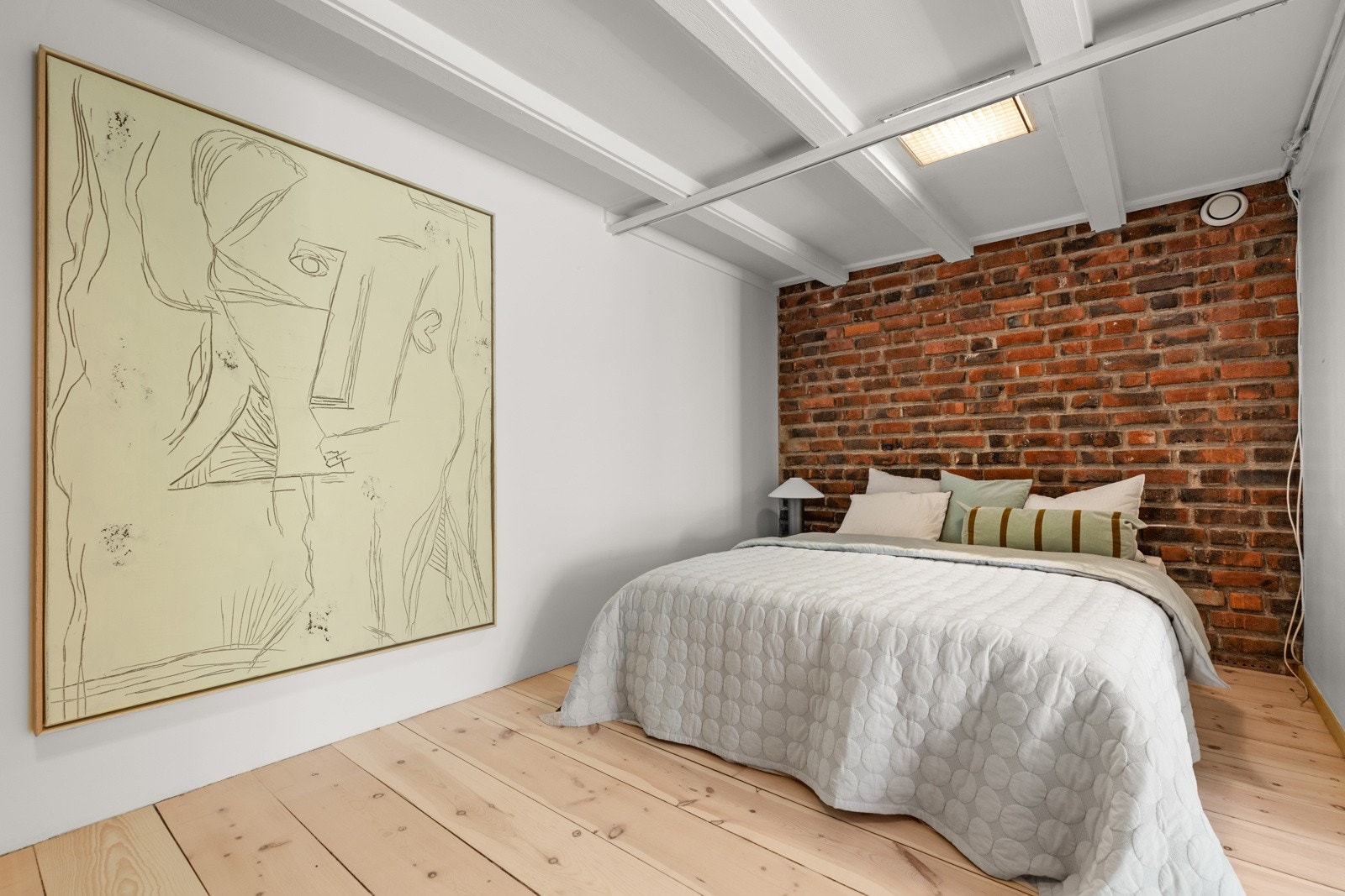 Sovealkove tilknyttet kjellerstuen. Galleribilde