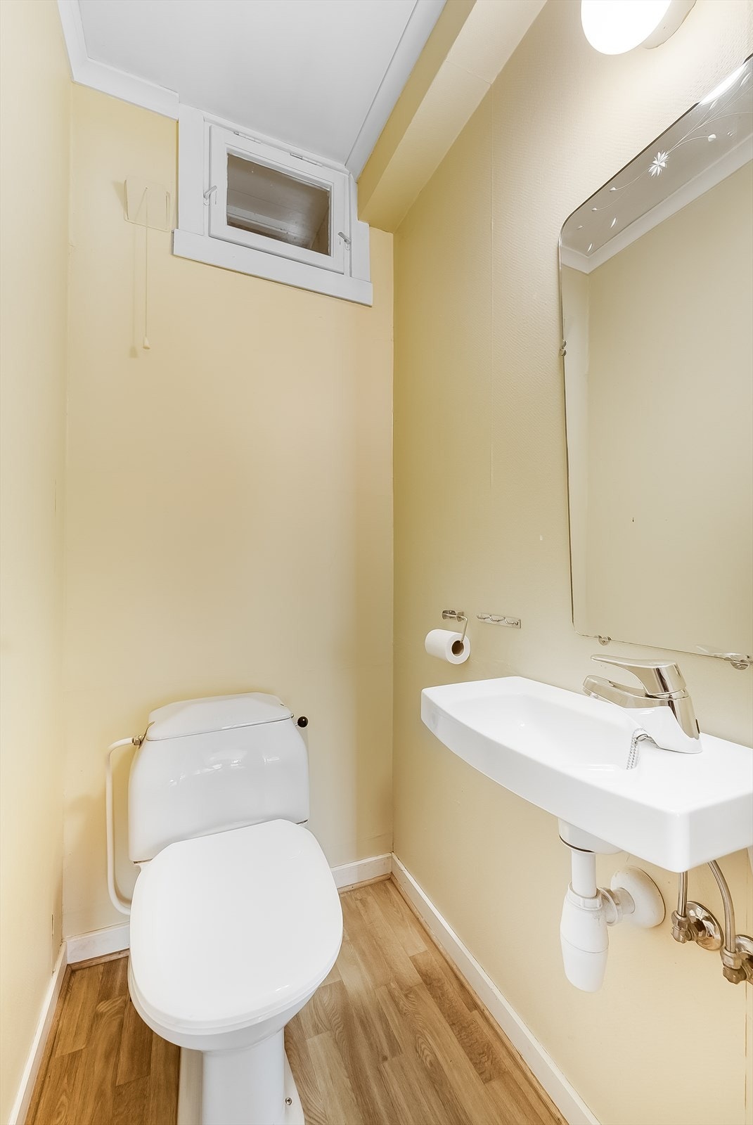 Toalettrom kjeller Galleribilde