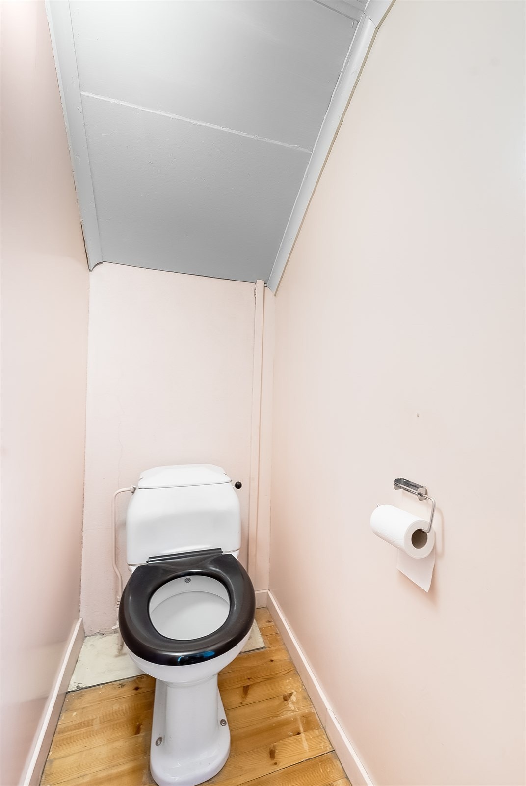 Toalettrom loft Galleribilde